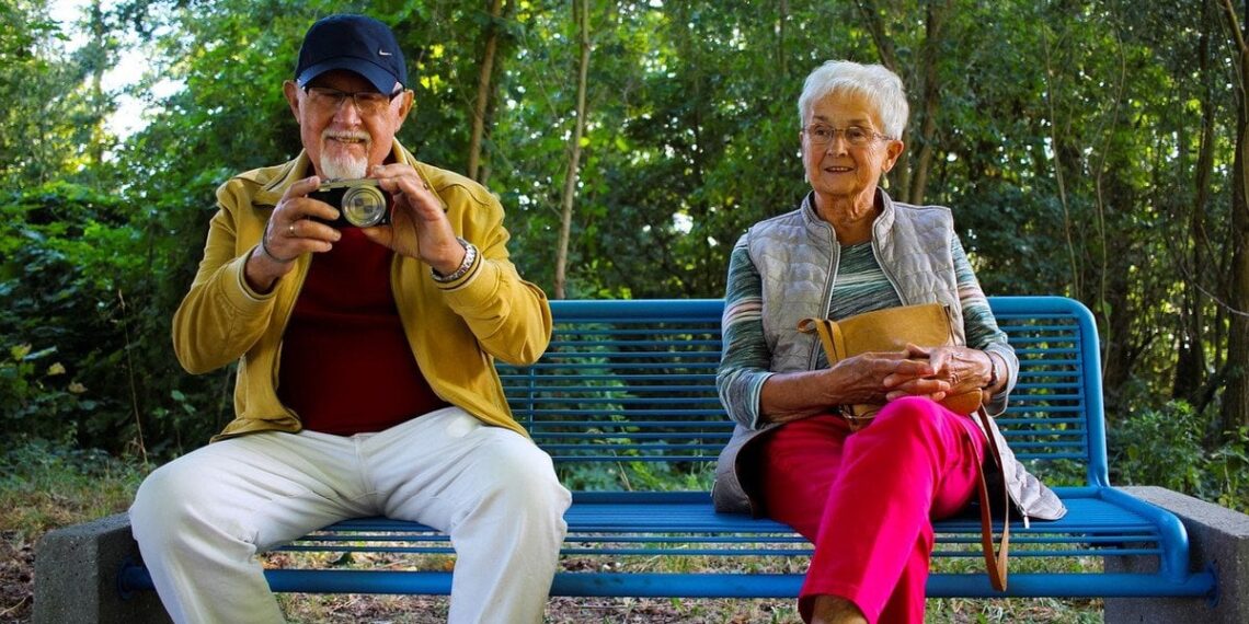 Genetikai teigia: dalį senėjimo lemia genai, tačiau daug kas priklauso nuo gyvenimo būdo