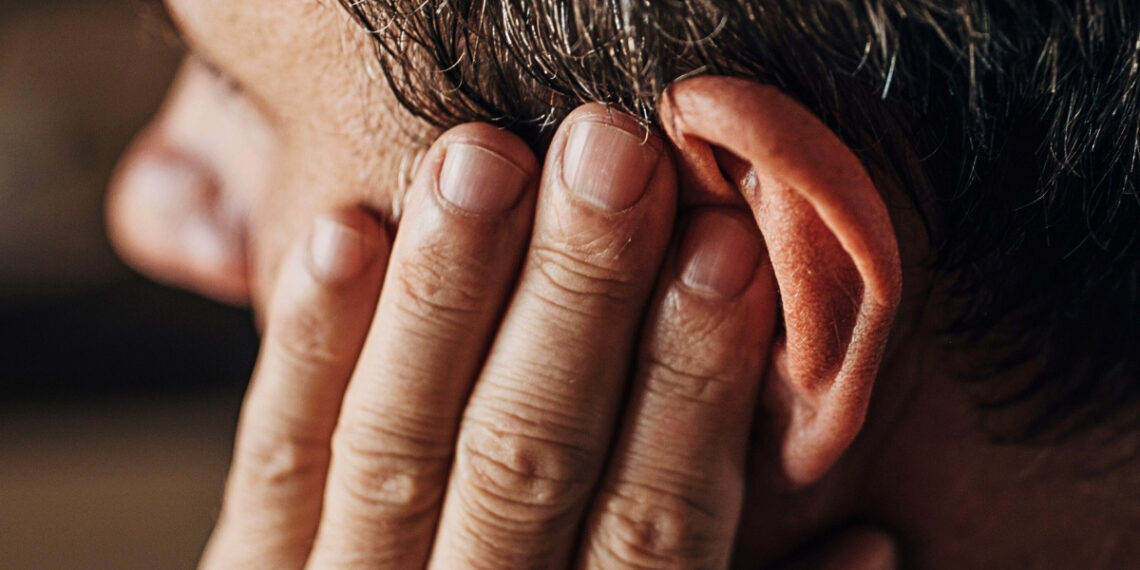 Kodėl atsiranda spengimas ausyse? Tyrimas atskleidė netikėtą ryšį su svarbia organizmo funkcija