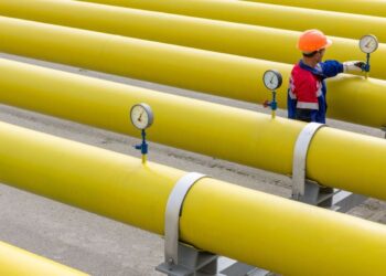 Smūgis Kataro energetikai: sustojo apie 20 procentų pasaulio suskystintų gamtinių dujų tiekimo