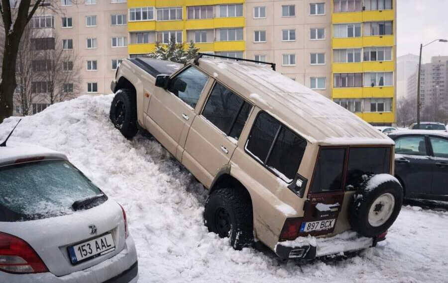 Žiemos triukai vairuotojams: keli paprasti įpročiai gali išgelbėti nuo rimtų problemų kelyje