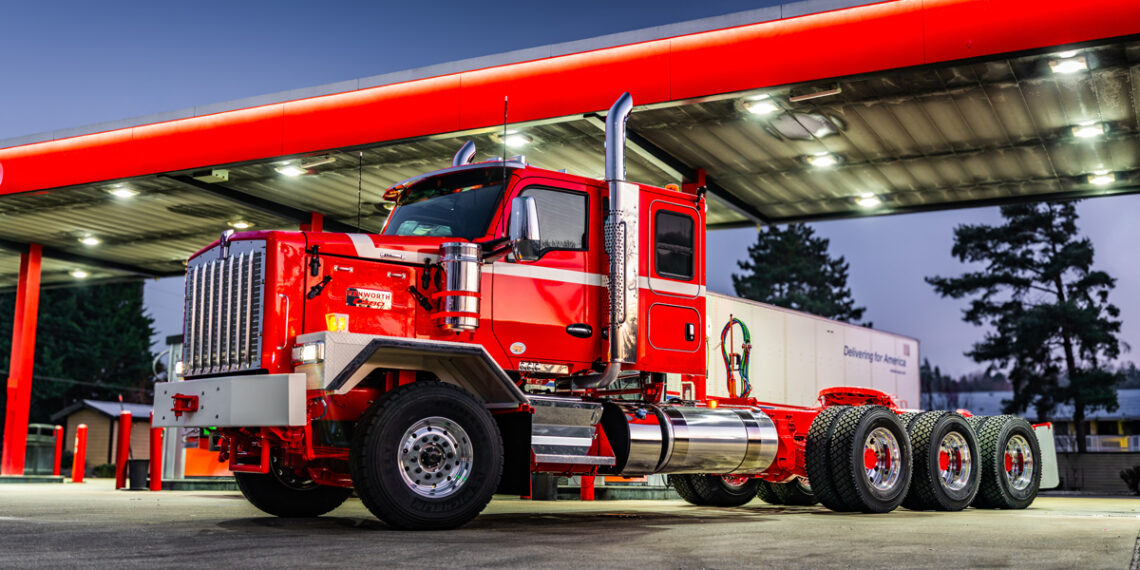 „Kenworth“ pristato naująjį C580: ar tai legendinio C500 eros pabaiga?