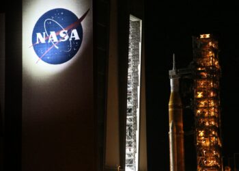 Jungtinių Valstijų kosmoso agentūra keičia planus: žmonijos sugrįžimas į Mėnulį atsidūrė pavojuje