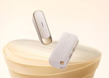 Pristatytas naujas „Edifier MK12“ belaidis mikrofonas: iki 15 valandų veikimo ir pažangus garso apdorojimas