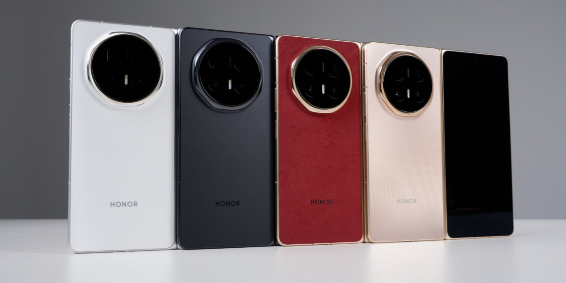 „HONOR“ smogia „Samsung“: naujasis flagmanas stebina baterija ir tvirtumu