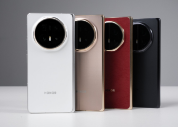 Naujasis „HONOR Magic V6“ nustebino ekspertus: išbandytas sulankstomų telefonų tvirtumas