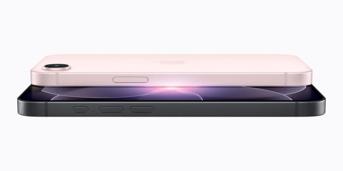 „Apple“ pristatė pigesnį „iPhone 17e“: už 599 € – „MagSafe“ ir dvigubai daugiau atminties