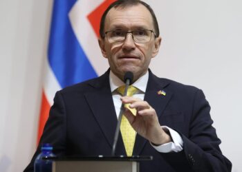 Norvegija svarsto slaptas derybas su Prancūzija dėl branduolinių ginklų ateities