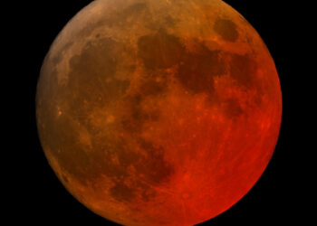 Paskutinis kraujo mėnulio reginys artimiausiais metais: sužinokite, kada jį bus galima pamatyti
