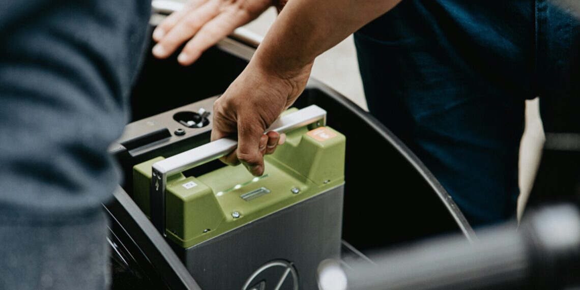 Lašas ant įkaitusios keptuvės įkvėpė mokslininkus: senas fizikos efektas gali pakeisti baterijas