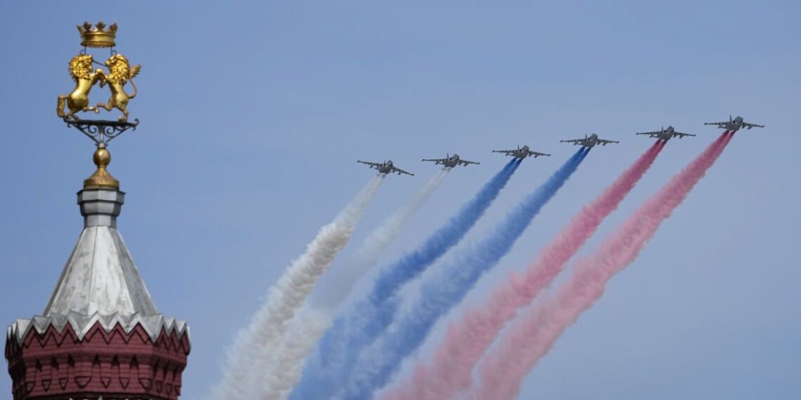 Rusijos lėktuvai priartėjo prie Aliaskos: JAV ir Kanada pakėlė F-35 ir F-22