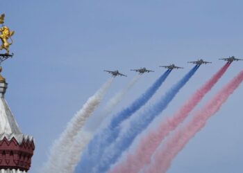 Rusijos lėktuvai priartėjo prie Aliaskos: JAV ir Kanada pakėlė F-35 ir F-22