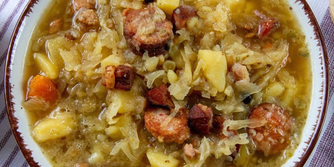 Atrodo nekalta, bet skrandžiui – tikras išbandymas: ši sriuba virškinama labai ilgai