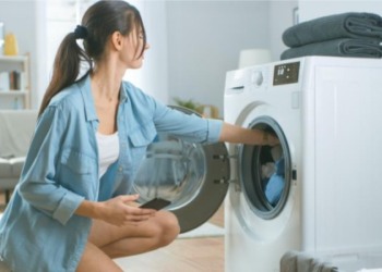 Kur dingsta kojinės skalbimo mašinoje? Ekspertai pagaliau paaiškino