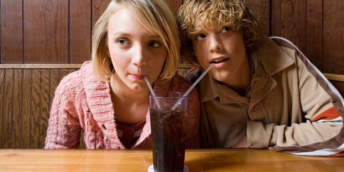 Mažiau cukraus – geresnė savijauta? Nauji duomenys apie paauglių psichiką