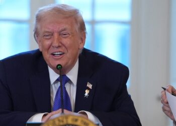 Trumpas grasina Iranui „epine“ jėga: kalbama apie dar galingesnius smūgius