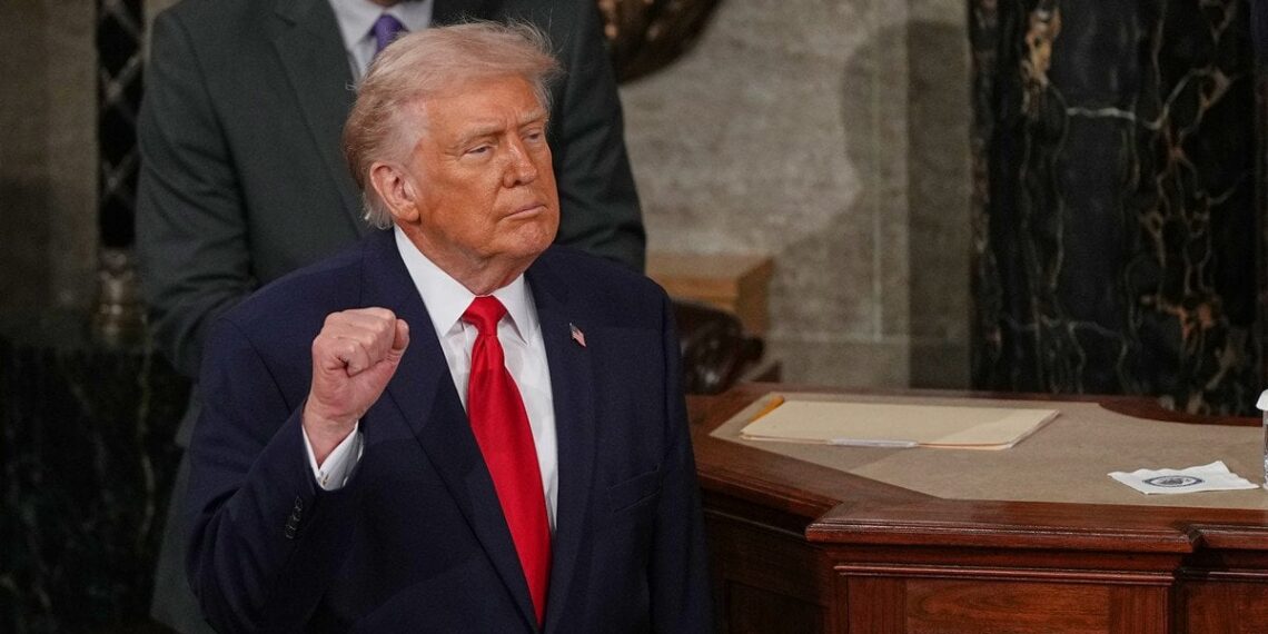 Trumpas prabilo apie „draugišką“ Kubos perėmimą: smūgis Putino sąjungininkams?