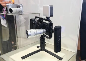 Fotografijos revoliucija telefone? „Vio X300 Ultra“ pristatė įspūdingą 400 milimetrų teleobjektyvą