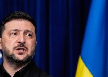 Zelenskis siunčia „Shahed“ dronų medžiotojus į Persijos įlanką: ką Ukraina gaus mainais?